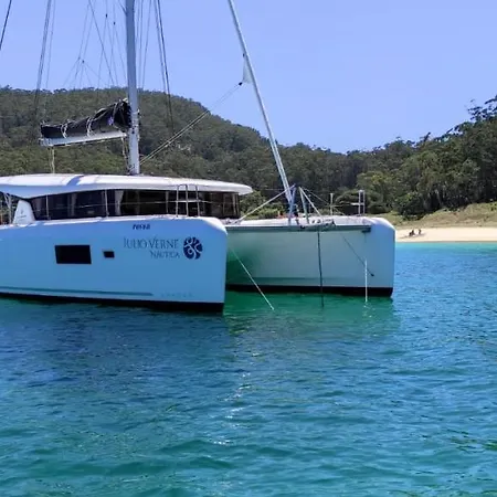 Catamaran Lagoon 42 Vigo